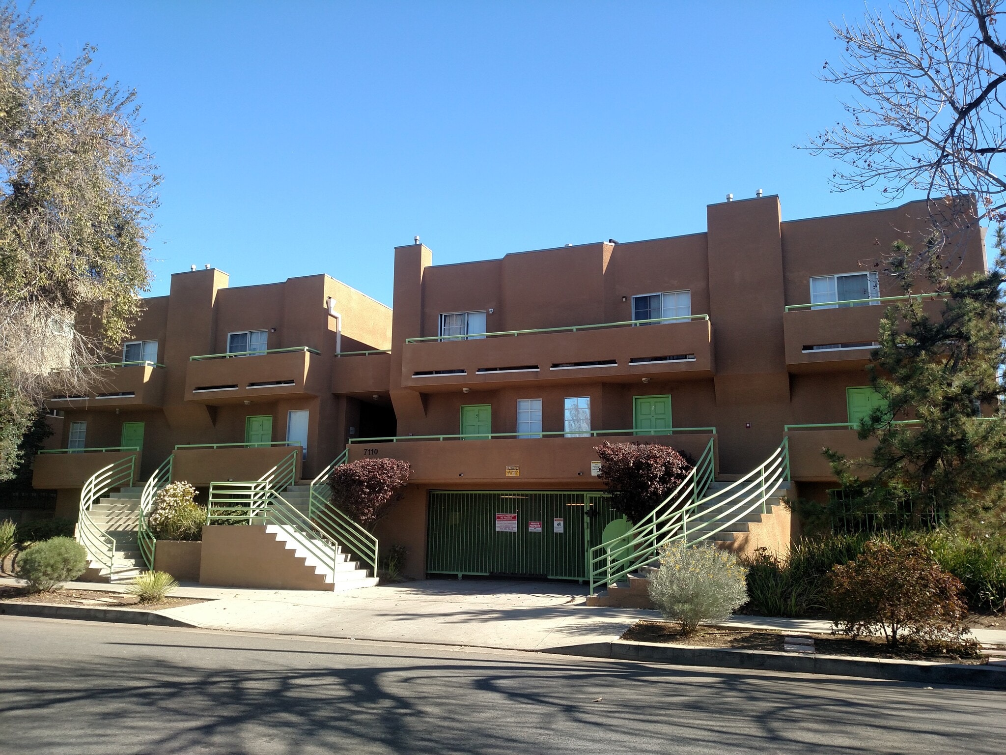 Building Photo - 7110 Jordan Ave