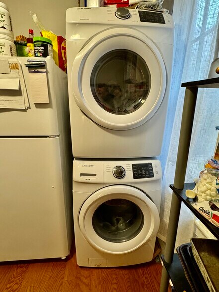 Building Photo - 1992 Commonwealth Ave