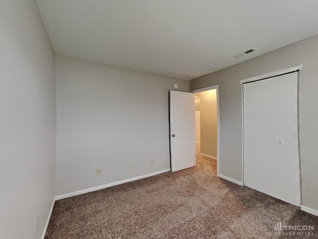 Building Photo - 1770 Elijah Blue Dr