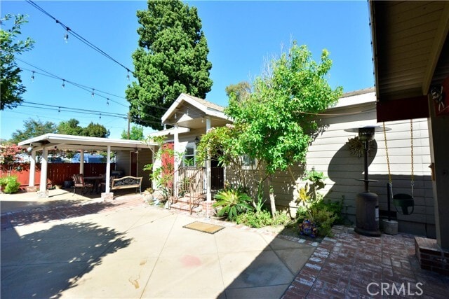 Building Photo - 14320 La Cuarta St