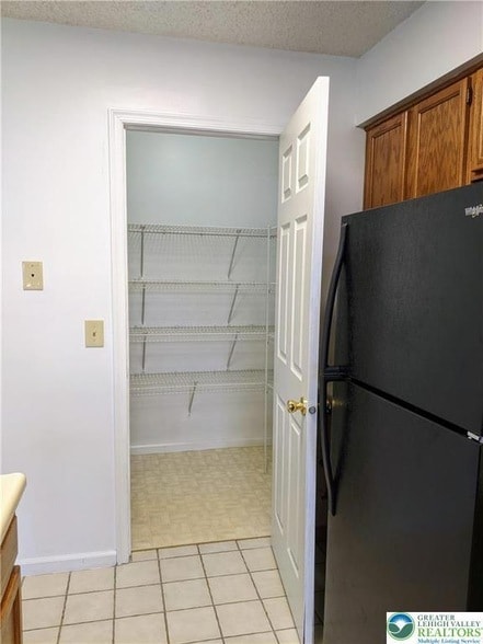 Building Photo - 1825 Falcon Dr