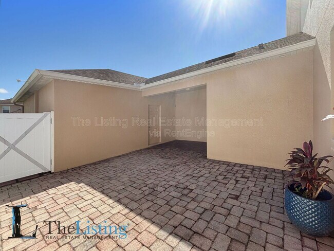 Building Photo - 11174 Savannah Landing Cir