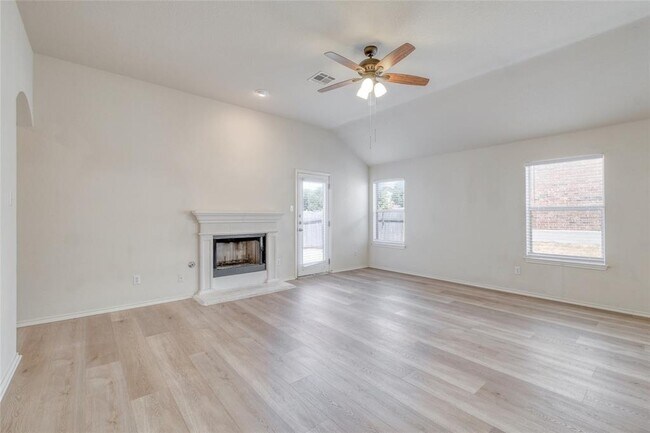 Building Photo - 1538 Haynie Bend