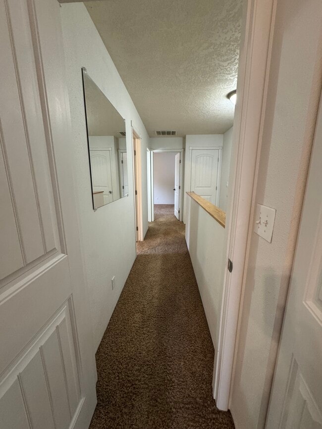 Building Photo - 6515 Butte St