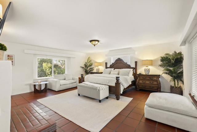 Building Photo - 6416 Lago Lindo