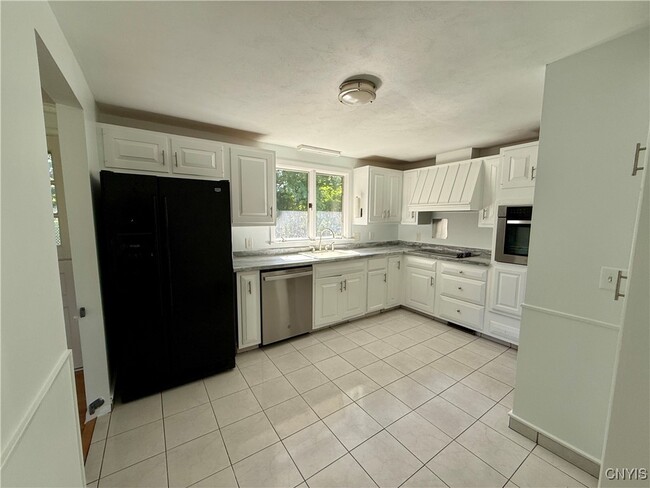 Building Photo - 106 Erregger Rd