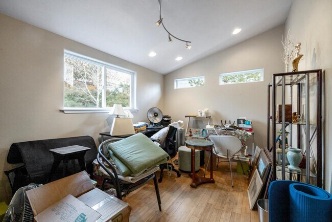 Building Photo - 5663 Basin View Dr