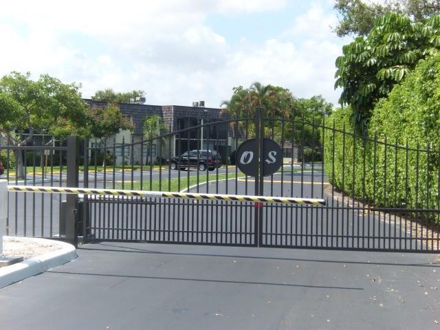 Building Photo - 3119 Oakland Shores Dr
