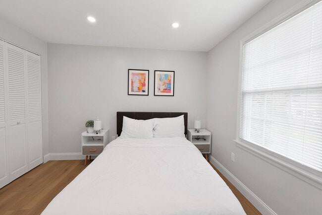 Building Photo - 6006 Queens Chapel Rd