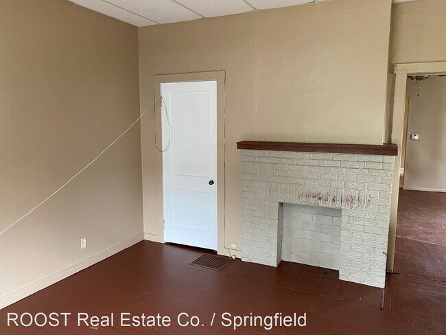 Building Photo - 3 br, 1.5 bath House - 236 E Northern Ave