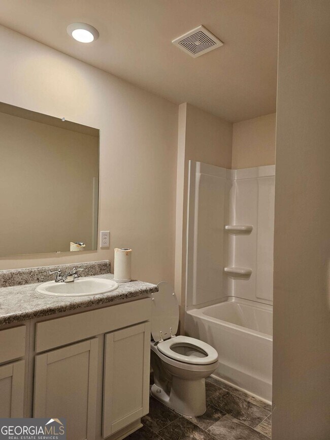 Building Photo - 45 Embry Blvd