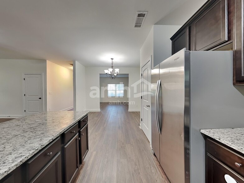 Building Photo - 3004 Feldwood Ct
