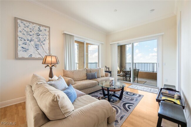 Building Photo - 2825 Palm Beach Blvd