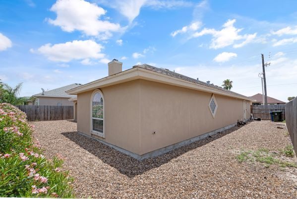 Building Photo - 13910 Whitecap Blvd