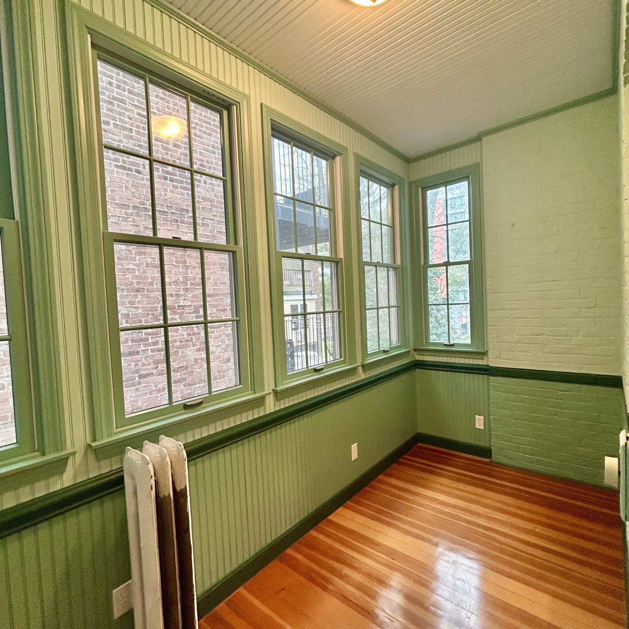 Building Photo - 10 Dwight St