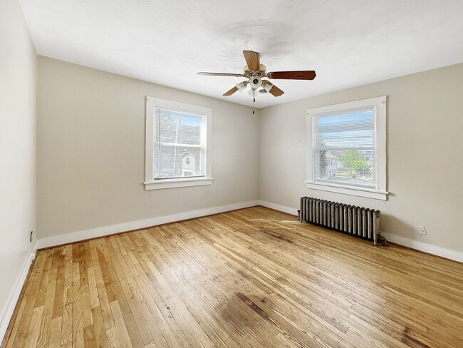 Building Photo - 209-211 Peach Street