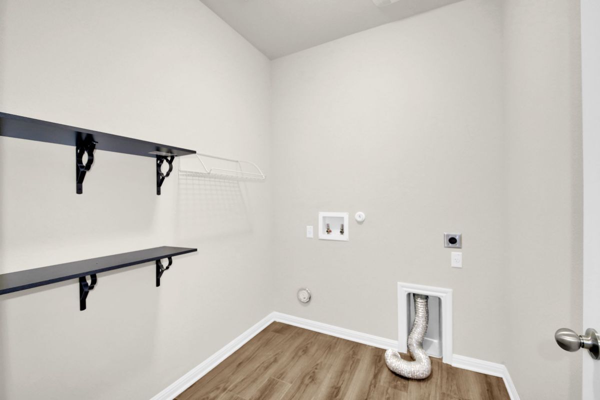 Building Photo - 1829 Leander Dr