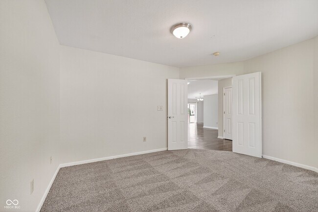 Building Photo - 6626 Crossbridge Dr
