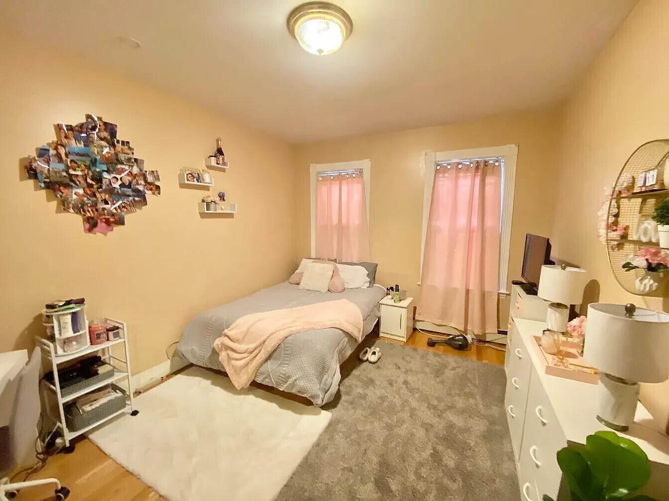 Building Photo - 10 Eldora St