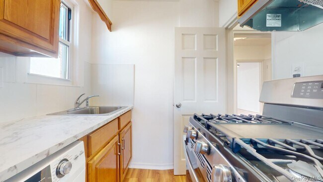 Building Photo - 105-28 63rd Rd