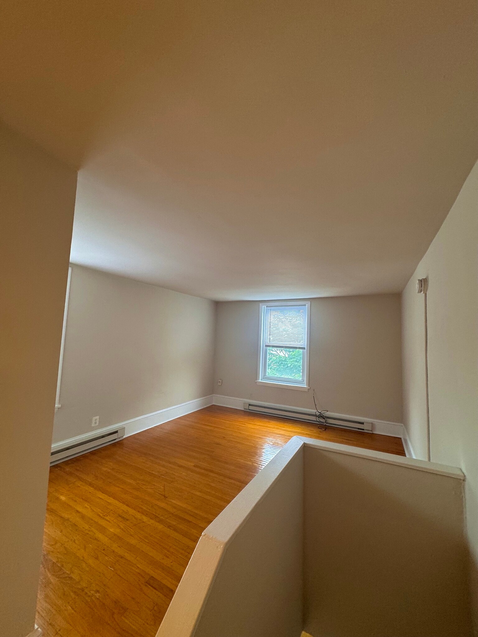 Building Photo - 3911 Pine St