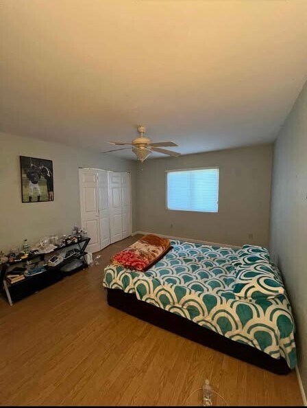 Building Photo - 211 Summers Ct