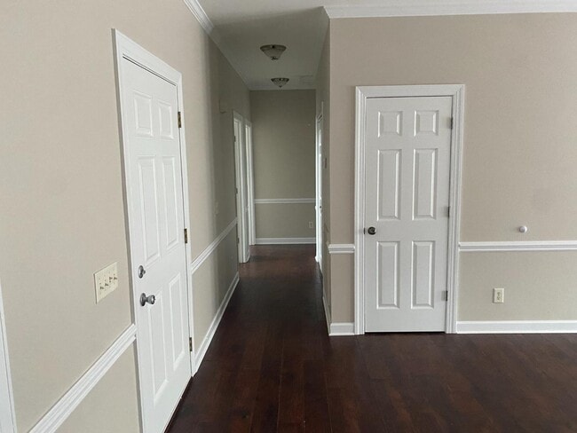 Building Photo - 7212 Deer Brook St