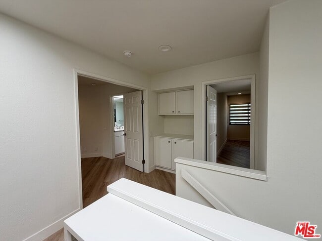 Building Photo - 12 Moss Glen