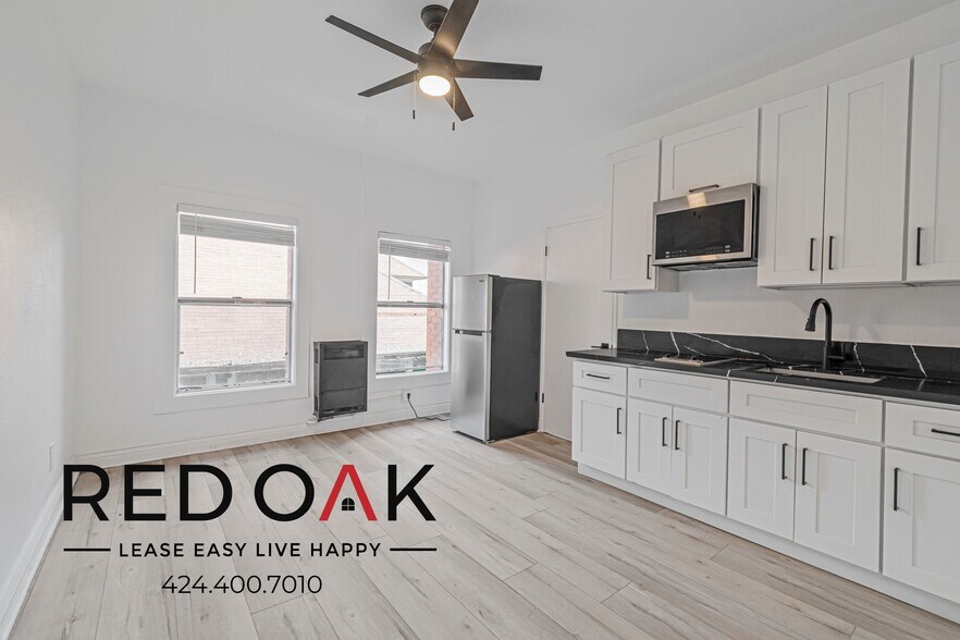 Building Photo - 744 Beacon Ave