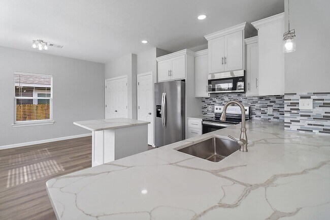 Building Photo - 19218 Akin Dr