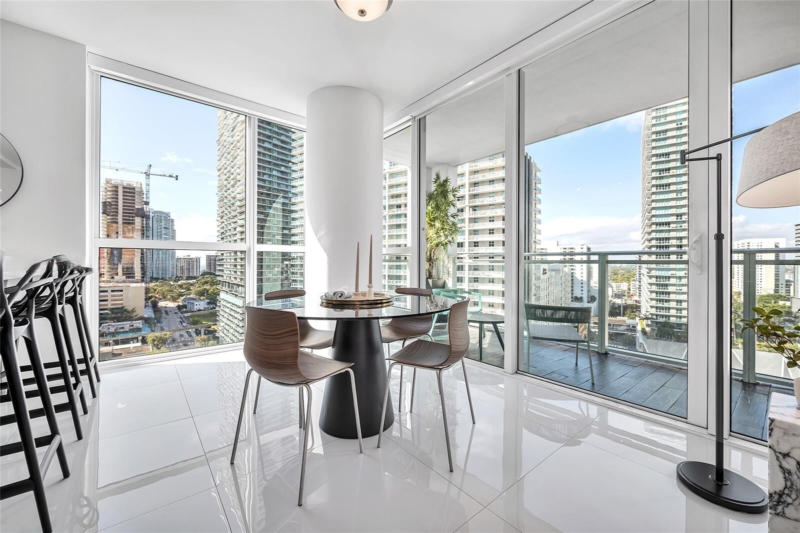 Building Photo - 1080 Brickell Ave