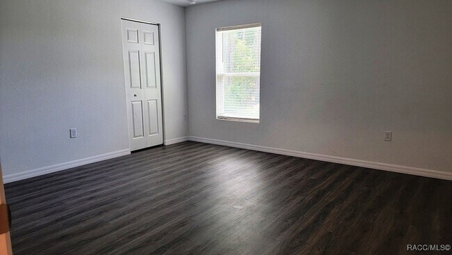 Building Photo - 7486 N Galena Ave