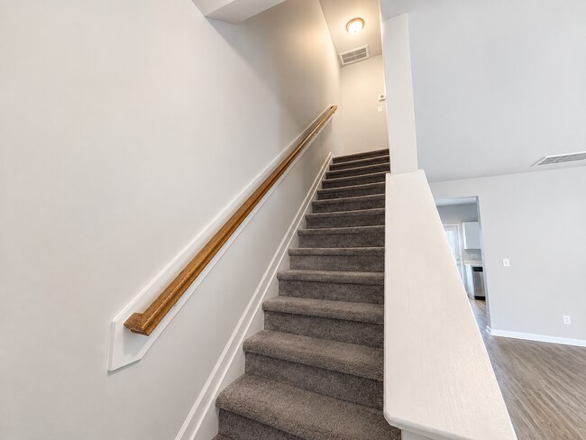 Building Photo - 55 S Prospect Dr