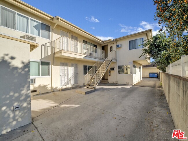 Building Photo - 7228 Allott Ave