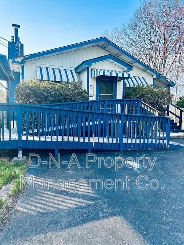 Building Photo - 1228 Allegheny Dr
