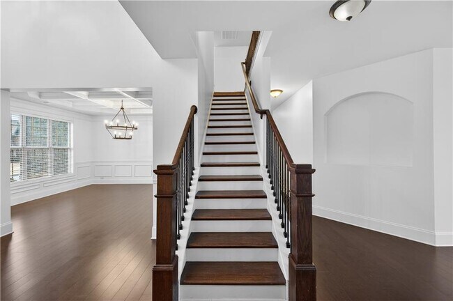 Building Photo - 7445 Oldbury Pl