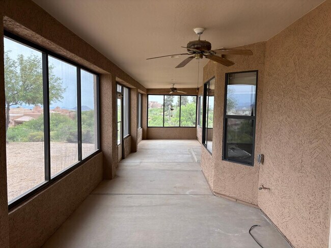 Building Photo - 43003 N Old Mine Rd