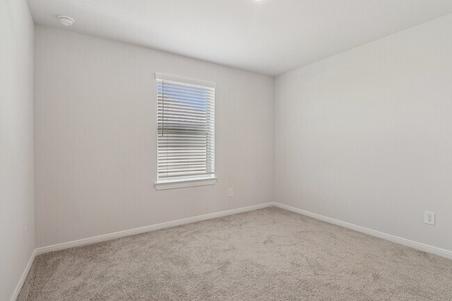 Building Photo - 18203 Lilac Woods Trl
