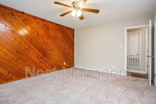 Building Photo - 4616 Pine Needle Ct