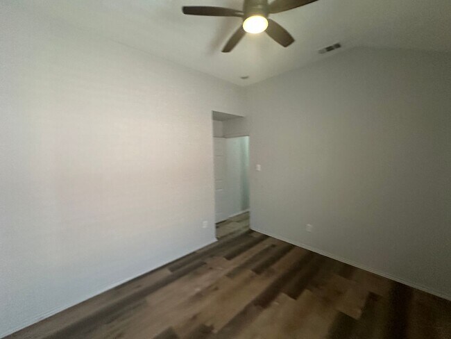 Building Photo - 5212 Blackwood Dr