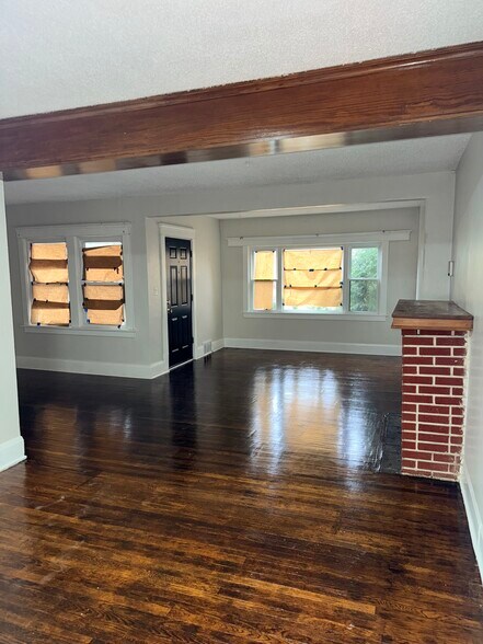 Building Photo - 61 Courtland Ave