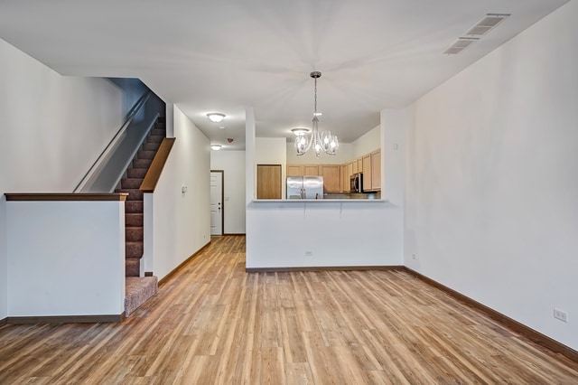 Building Photo - 710 Woodewind Dr