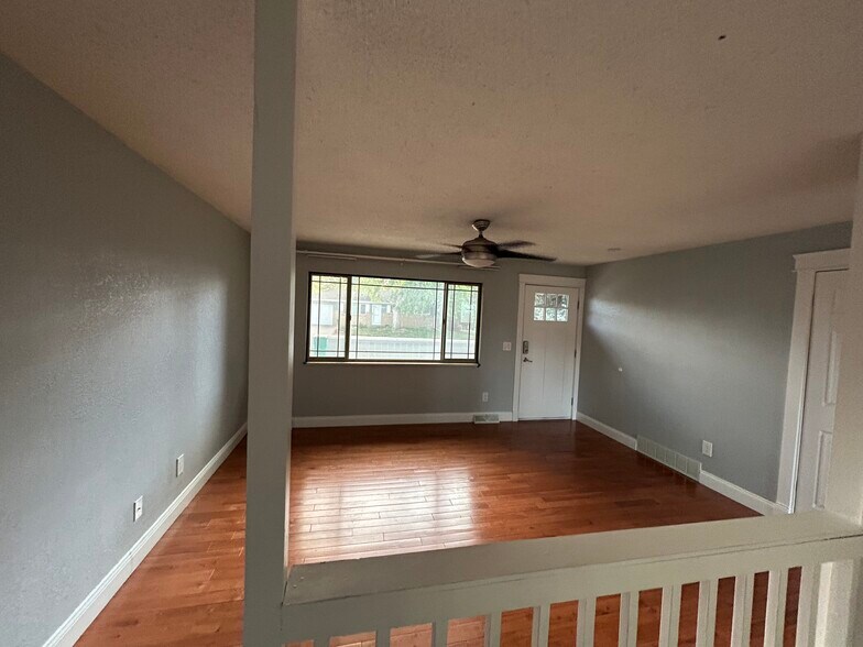 Living Room - 632 37th Ave