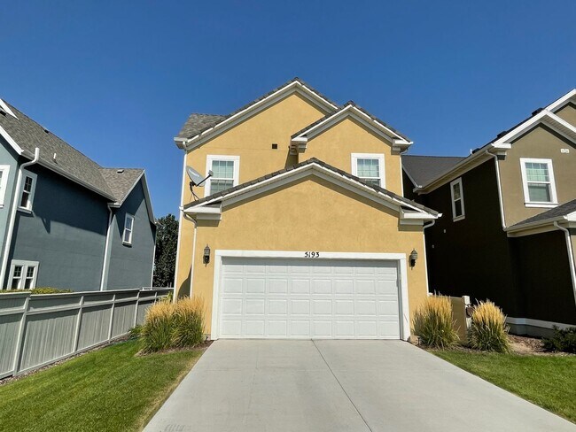 Building Photo - Great Daybreak Home Available March 1!