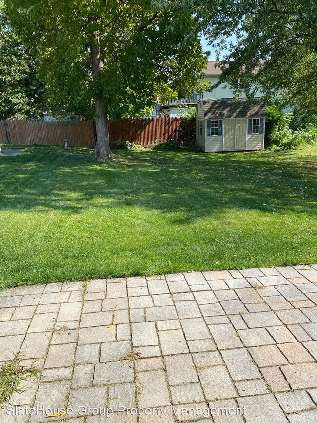 Building Photo - 2 br, 1 bath House - 119 S Lockwillow Ave