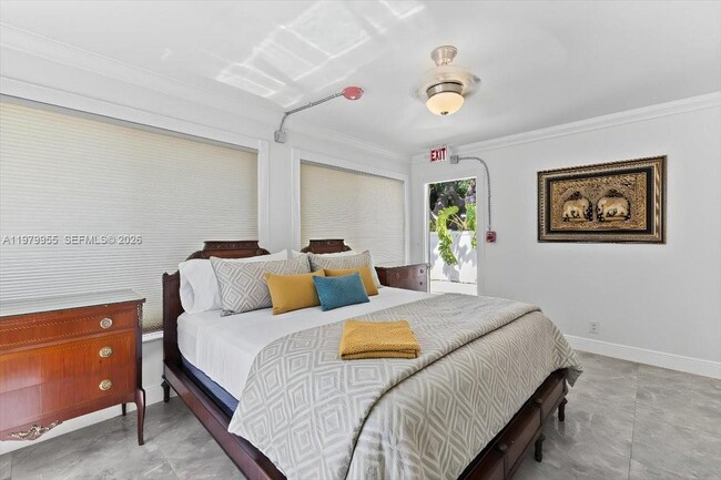 Building Photo - 2925 Coral Shores Dr