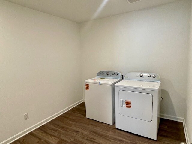 Building Photo - 2534 Montano Ridge Dr