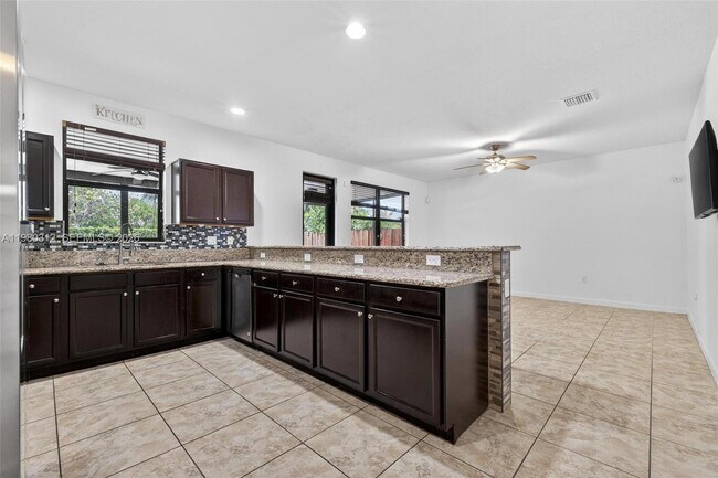 Building Photo - 11561 SW 232nd Ln