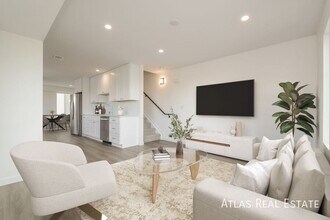 Building Photo - 2624 S Delaware St