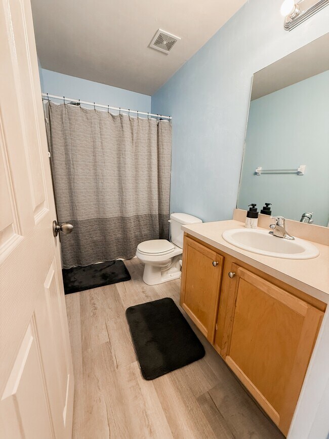 Building Photo - 23 Old Courthouse Way